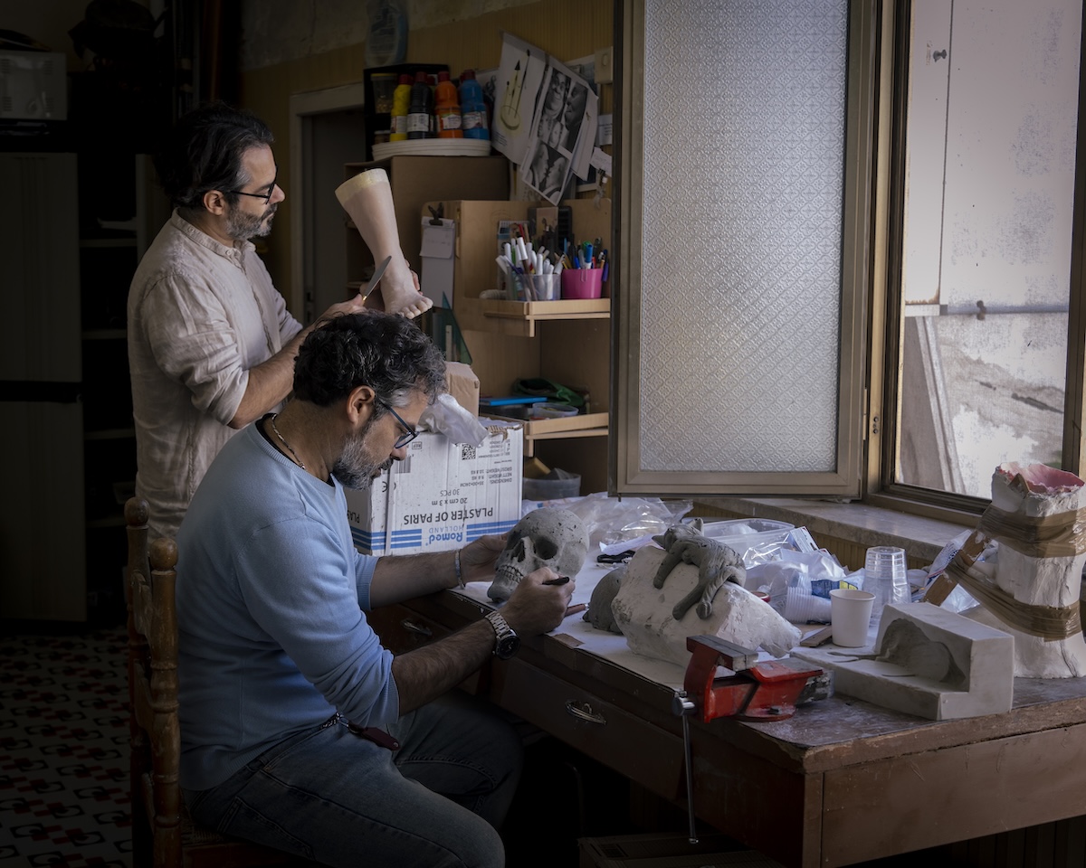 Nel laboratorio dei gemelli Magri maestri di iperrealismo